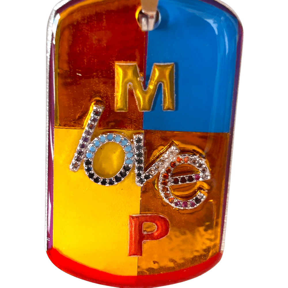 Pendente "More Love Please" Pezzo Unico Artigianale con Retro Personalizzabile rjthw8-is